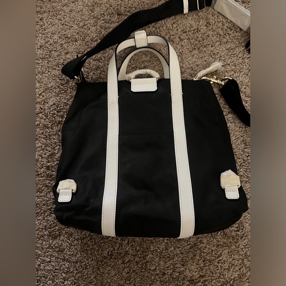 Henri Bendel Striped Bag/Backpack OPEN TO OFFERS - Picture 4 of 8
